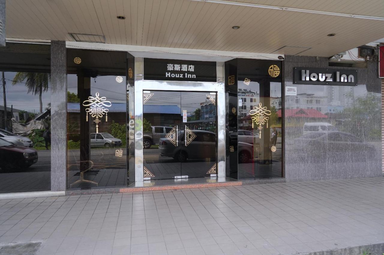 Oyo 89866 Houz Inn Bintulu Exterior photo